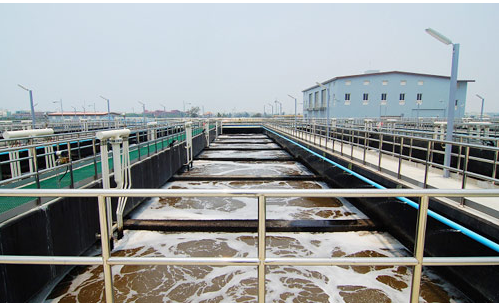 如何在除油罐汙水處理環節省下成本？肯定是添加除油罐汙水處理消泡劑