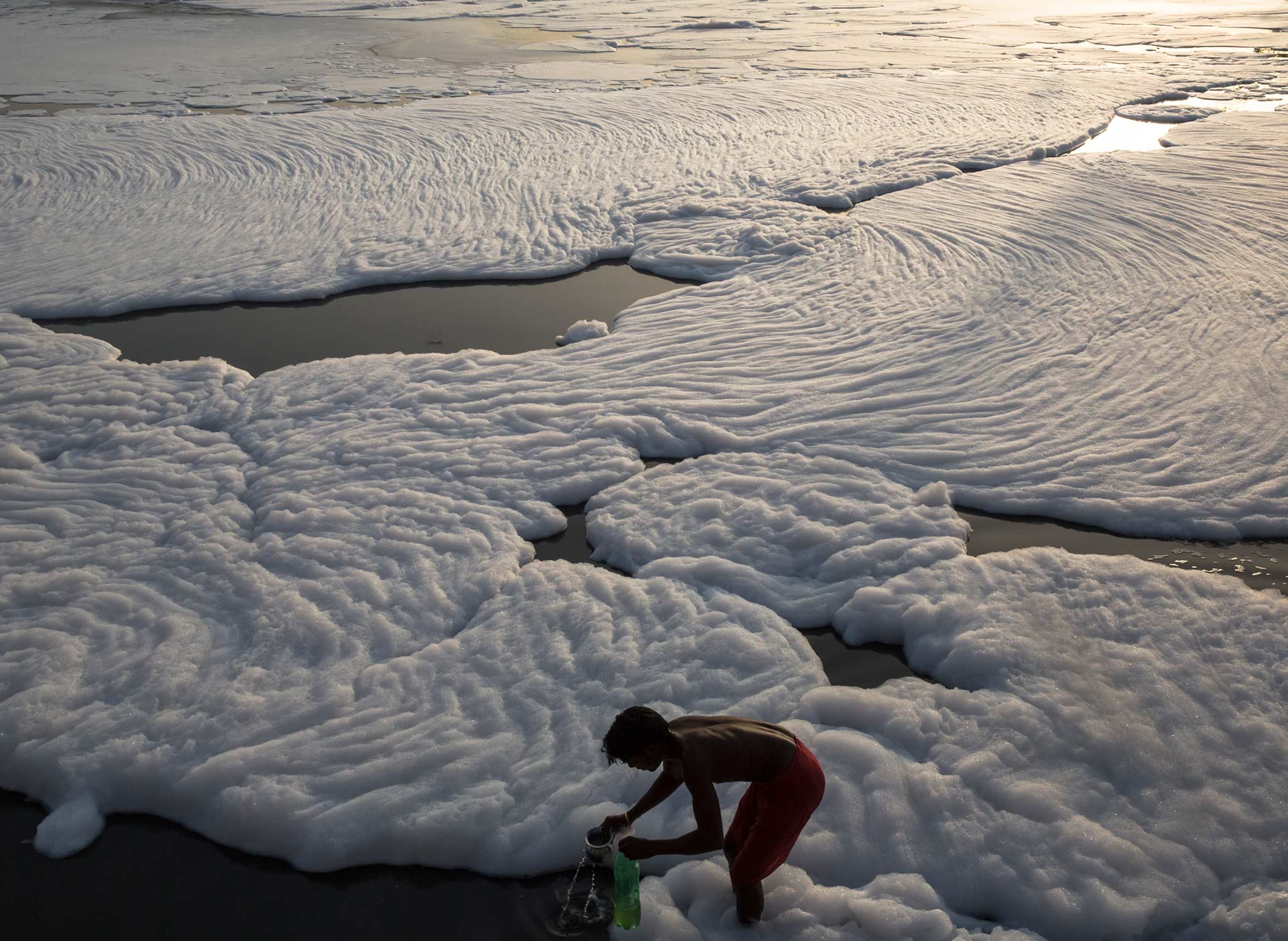 油漆廢水消泡劑在油漆廢水中應用
